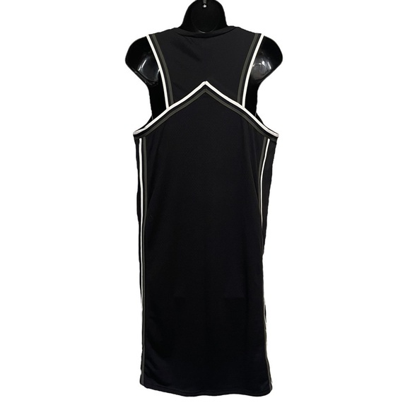 EUC Diadora sporty dress, black with green and white stripes, size Large. - Picture 3 of 7